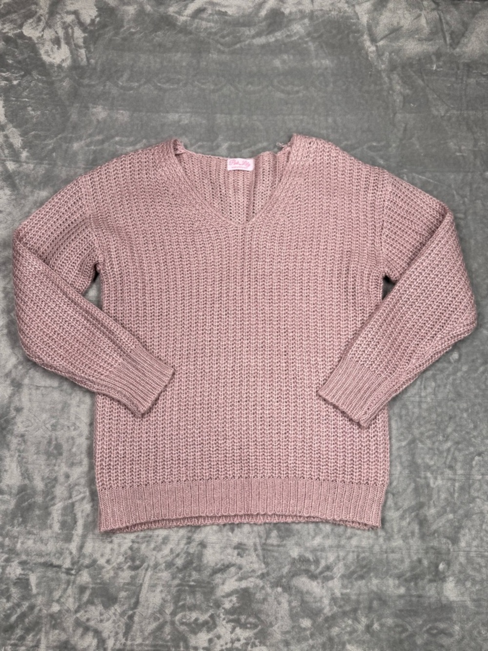 Pink‎ Lily V-Neck Sweater in Pink